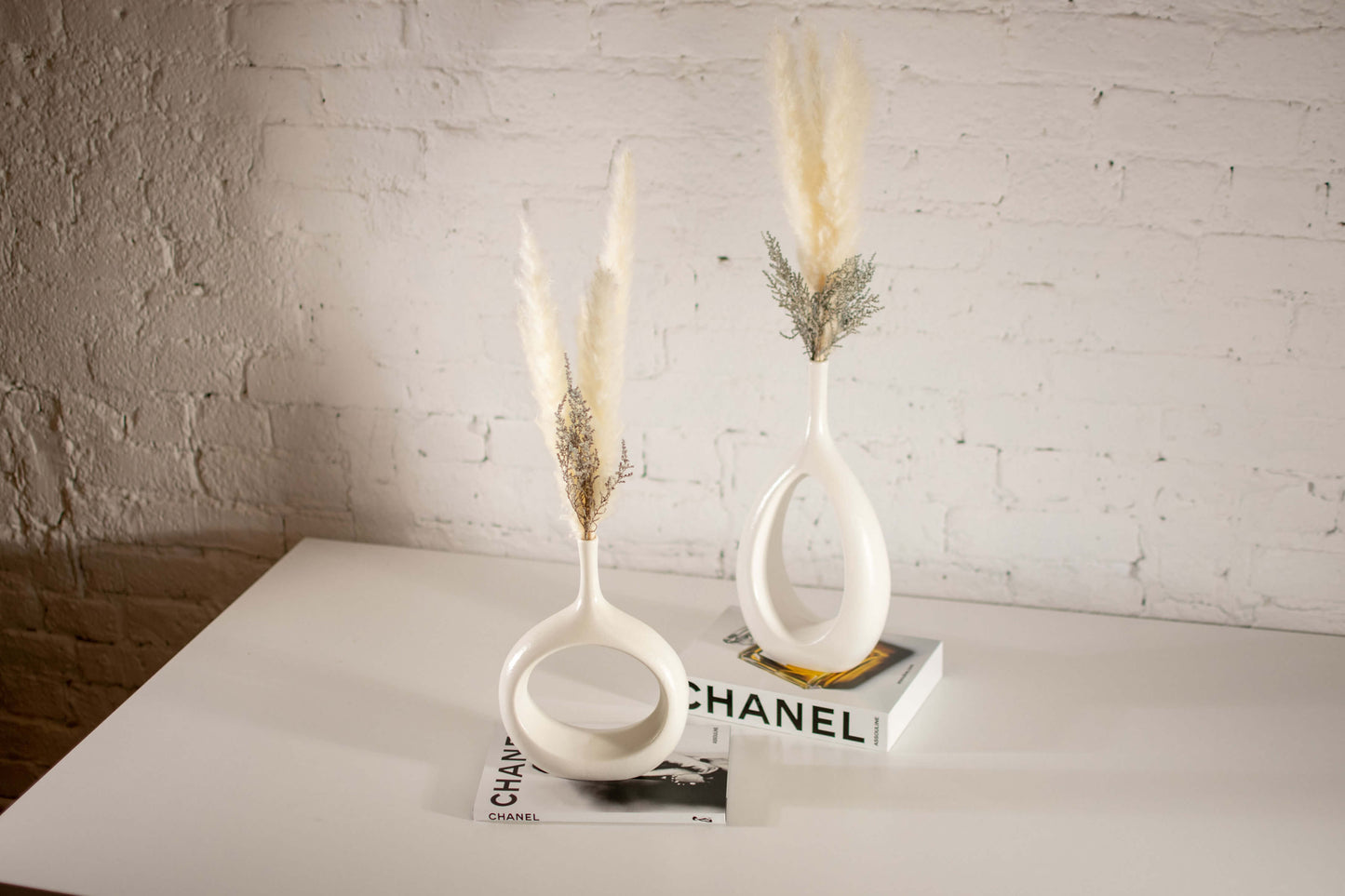 BOHEMIAN WHITE DOUBLE VASE WITH DRIED BUNNY TAILS