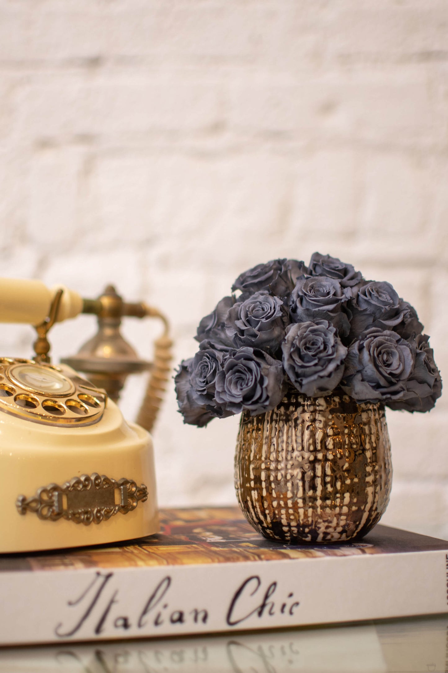 GILDED BRONZE MESH VASE WITH PETITE PRESERVED ROSES IN DOME SHAPE - PETITE